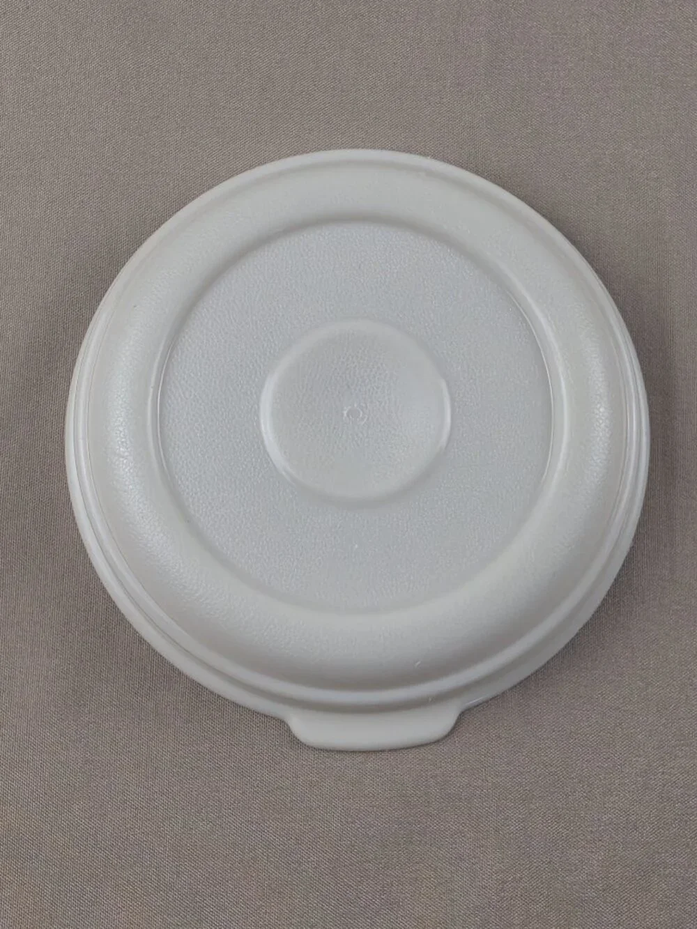 Vintage Rubbermaid 1 Cup #6 Servin Saver Round Food Storage Container With Lid